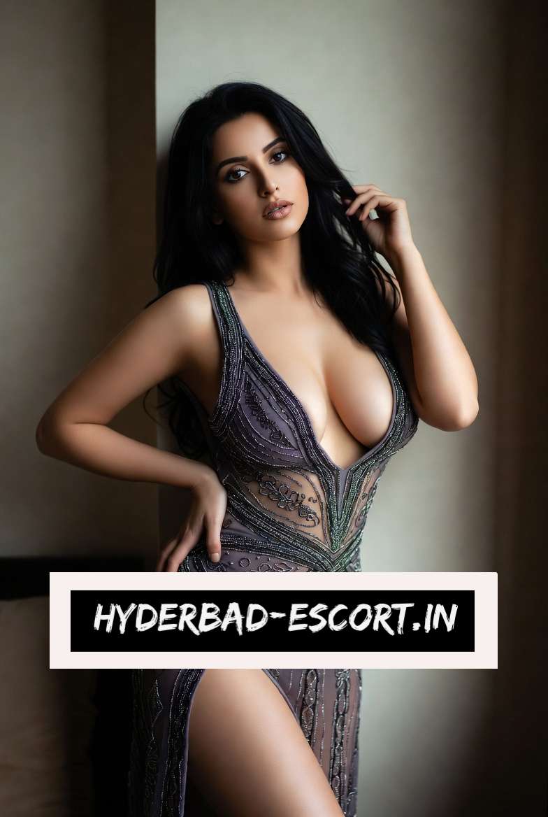 Independent Hyderabad escort in stylish outfit